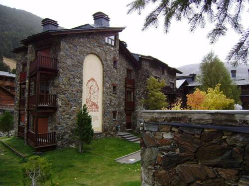 Фото 
Apartamentos Cibós 3000
