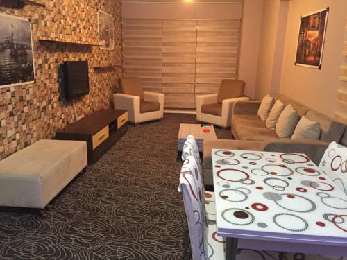 Фото 
Best Suites & Studios
