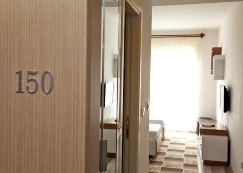 Фото 
Ugur Konaklama
