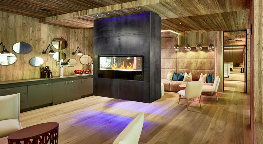 
Alpenhotel ...fall in Love

