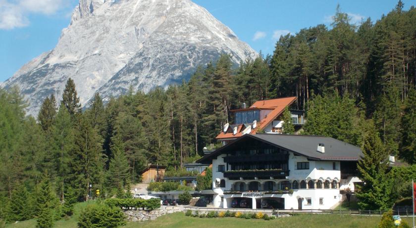 Фото 
Hotel Montanara
