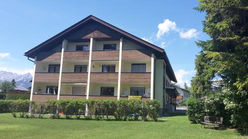 Фото 
Hotel Alpina
