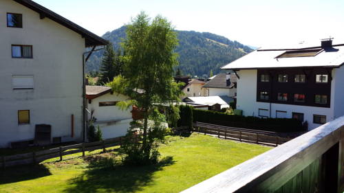 Фото 
Hotel Schlosshof
