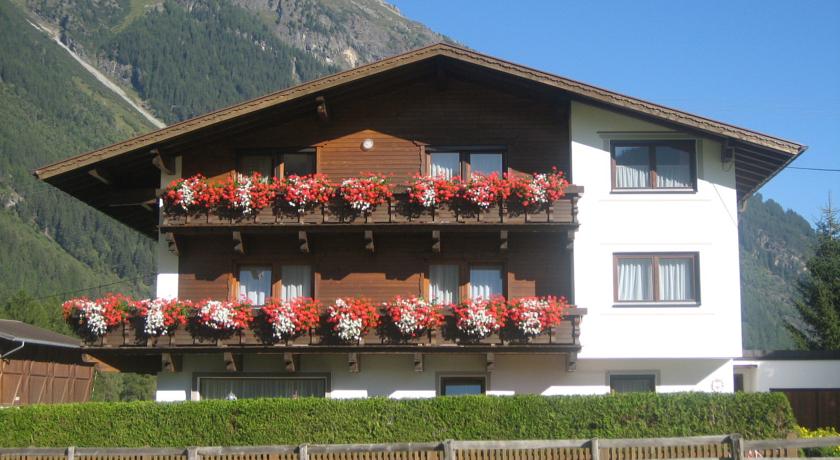
Hotel Elefant
