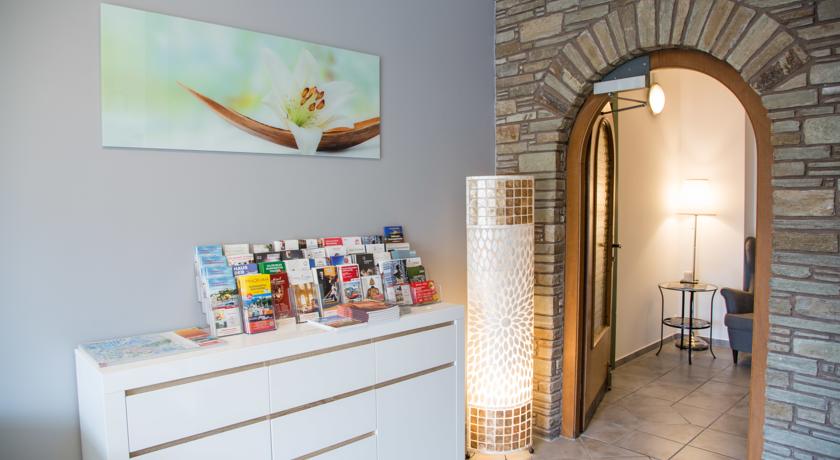 Фото 
Live Life Apartment
