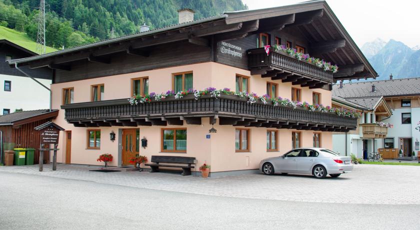 Фото 
Kaiser Max Suite at the Golden Roof
