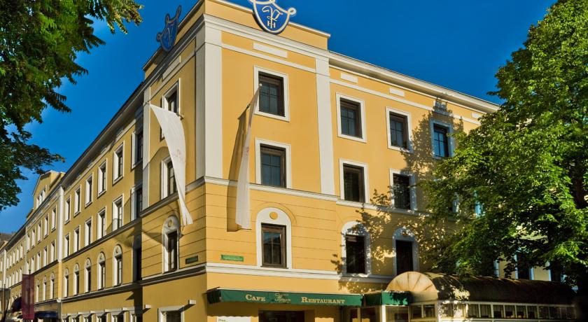 
Rex Hotel

