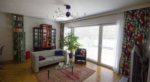 Фото 
Avanti Hotel
