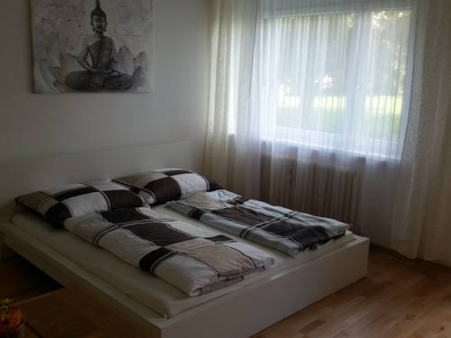 Фото 
A & EM - 280 Le Thanh Ton
