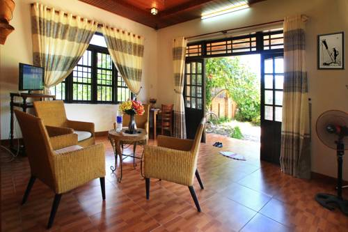 
Ken&#39;s House Backpackers - Original
