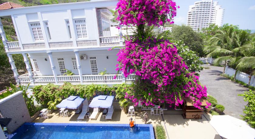 Фото 
Mr TRAN (BLUE MOTEL)
