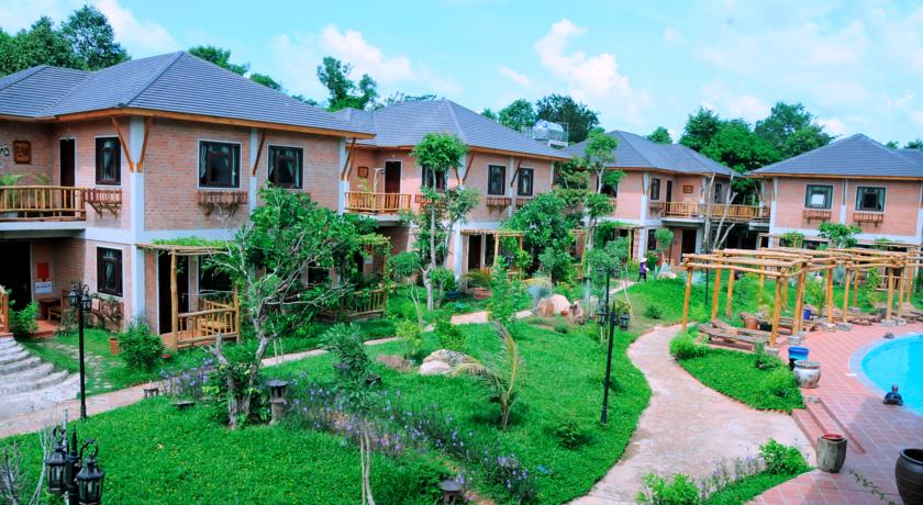 
Phu Quoc Ngoc Viet
