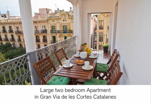 Фото 
Petit Palace Lealtad Plaza
