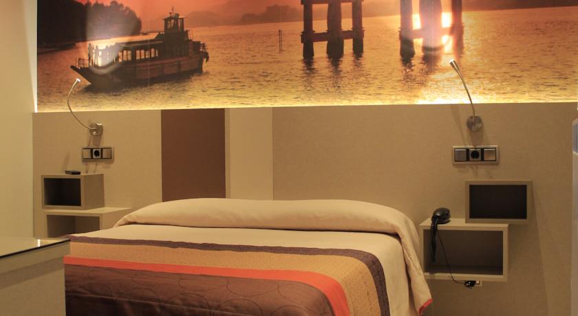 Фото 
Hotel Don Curro
