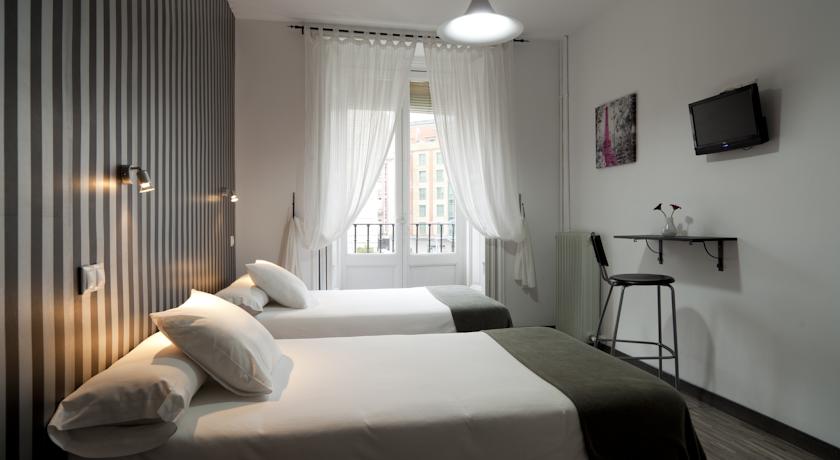 Фото 
Hotel Boutique Teatro Romano
