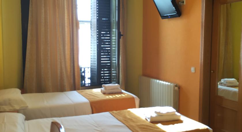 Фото 
Apartamentos Debambu
