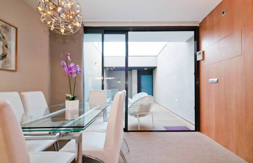 Фото 
California
