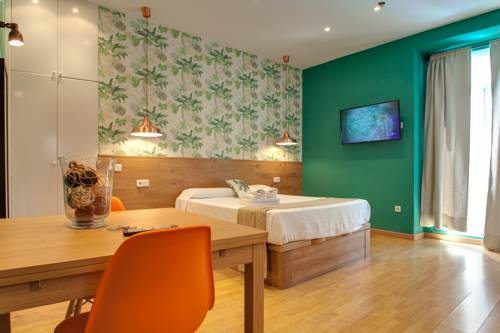 Фото 
Carlos V Malaga
