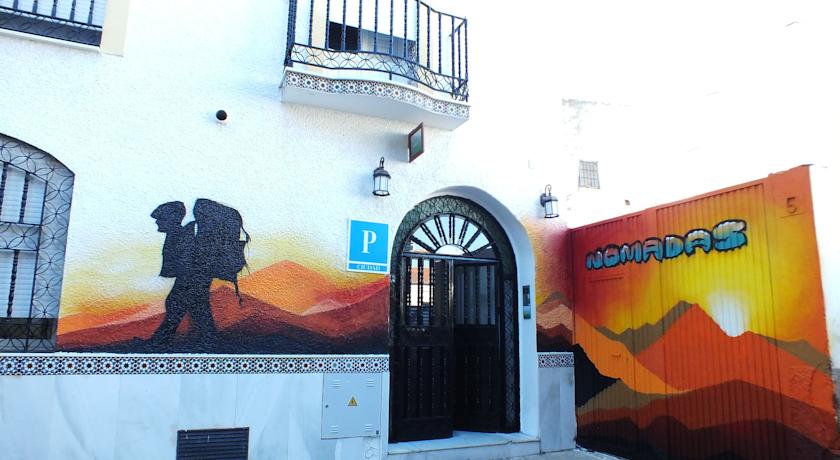 Фото 
Benabola Hotel & Suites
