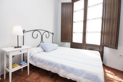 Фото 
Coral Beach Aparthotel
