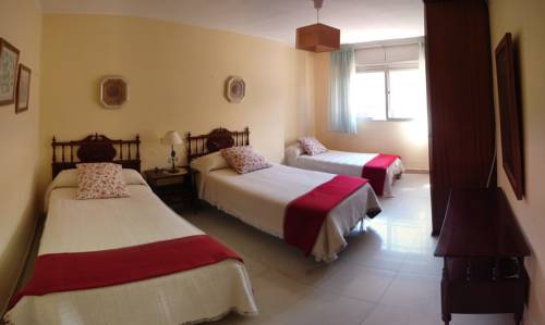 Фото 
Park Plaza Suites Hotel
