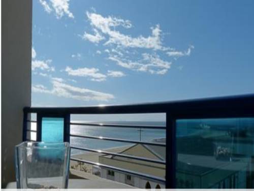 Фото 
HolaStays Soho Suites
