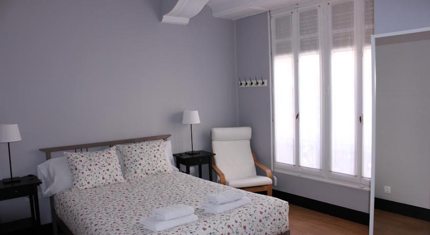 Фото 
Hotel Doña María
