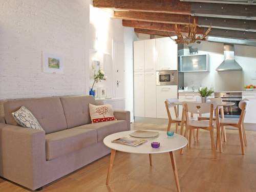 Фото 
Apartamentos Avenida
