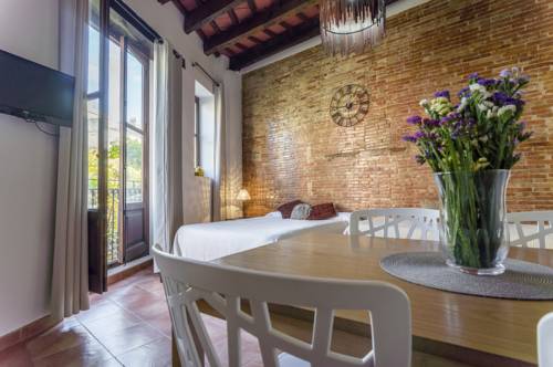 Фото 
Apartamentos Conde De Ibarra
