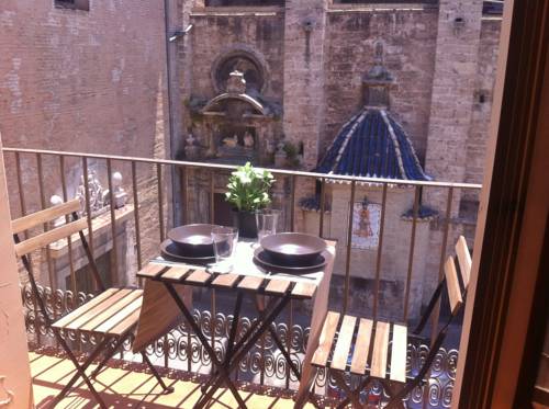 Фото 
Puerta Catedral Suites
