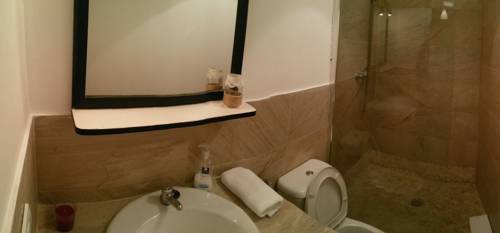 Фото 
Suites Sevilla Plaza
