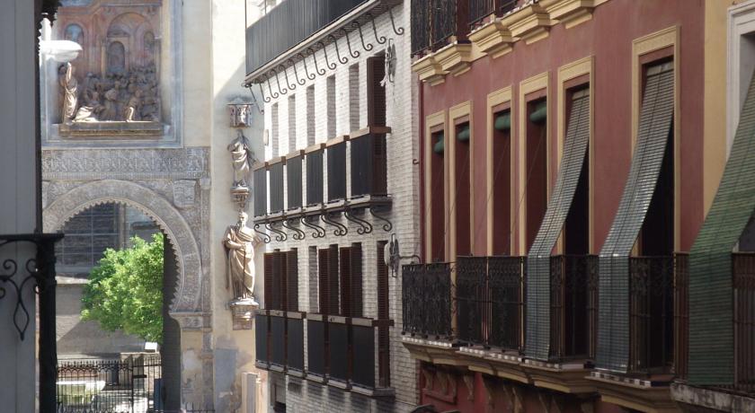 Фото 
H10 Salauris Palace
