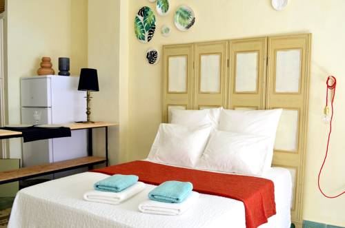 Фото 
Les Dalies Apartamentos
