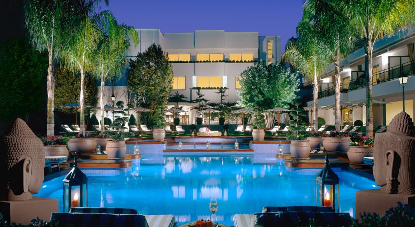 Фото 
Apartamentos Caballerizas 6
