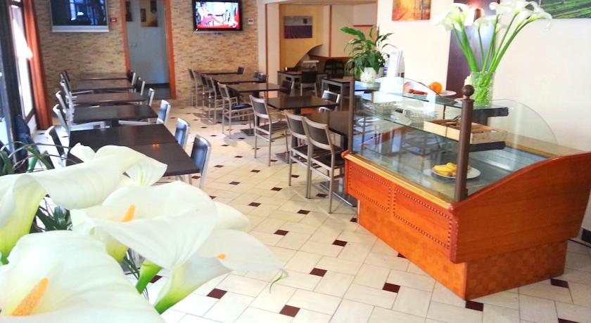 Фото 
Siloe Plaza
