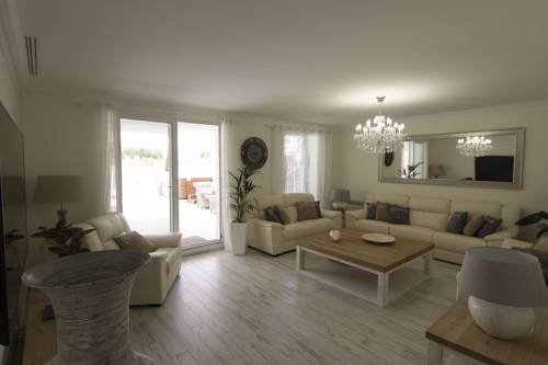 Фото 
Boutique Hotel Davallada- Adults Only
