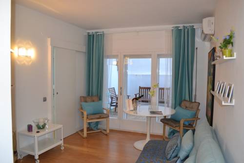 Фото 
Sol Sitges Playa Beach
