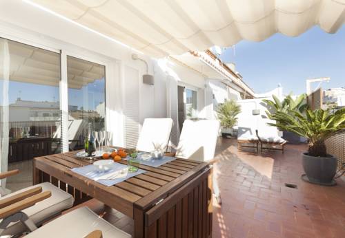 Фото 
Aparthotel Panorámica
