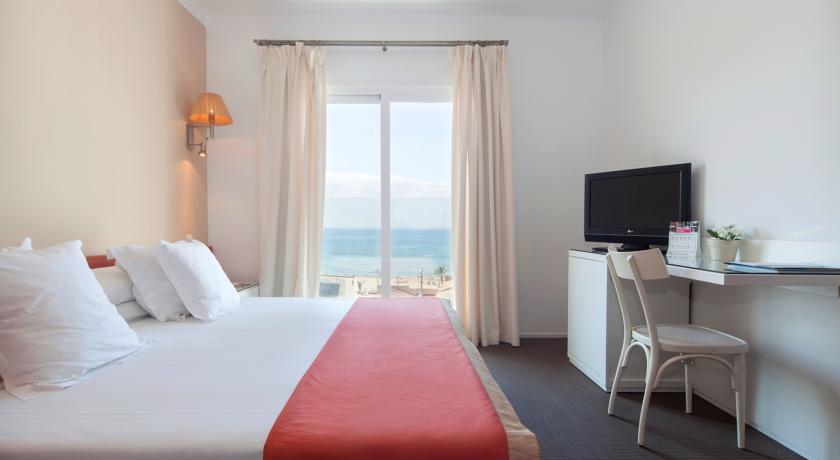 Фото 
Hostal Pinar
