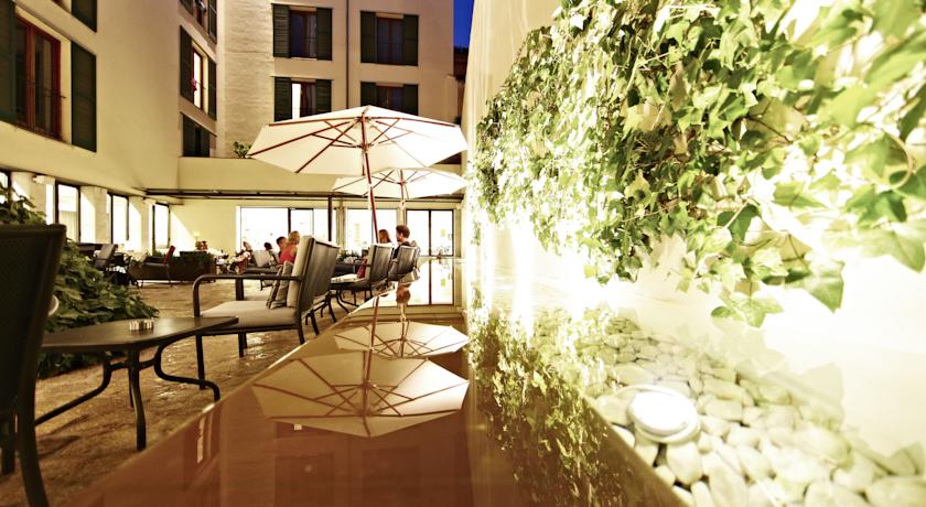 Фото 
Spectacular Sea Views Apartment
