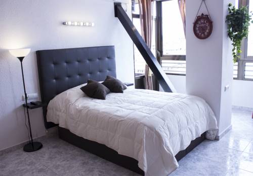 Фото 
Ryans Pocket Hostel
