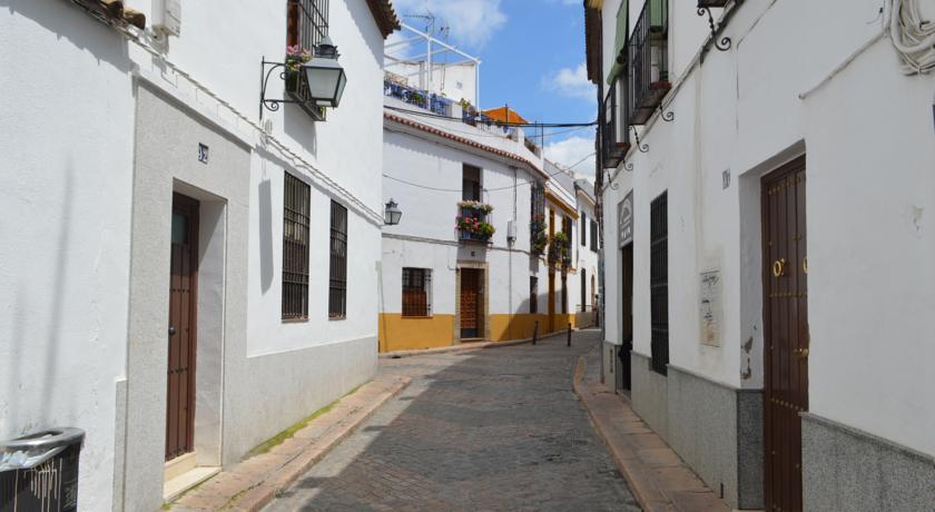 Фото 
Apartamentos Cala Salions
