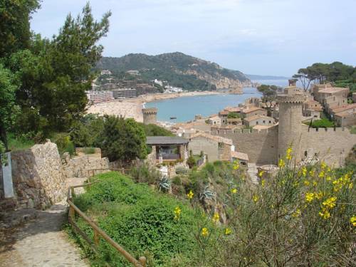 Фото 
Be My Guest Apartment
