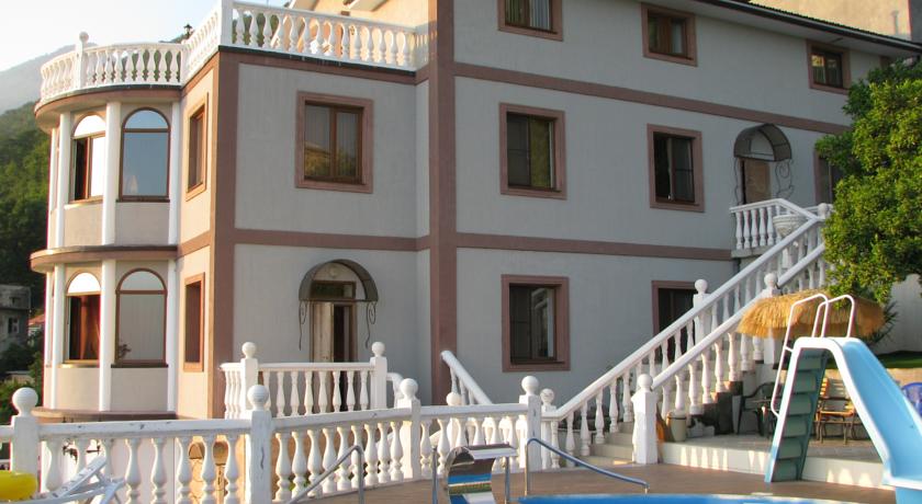 Фото 
Гостевой Дом «Марина»
