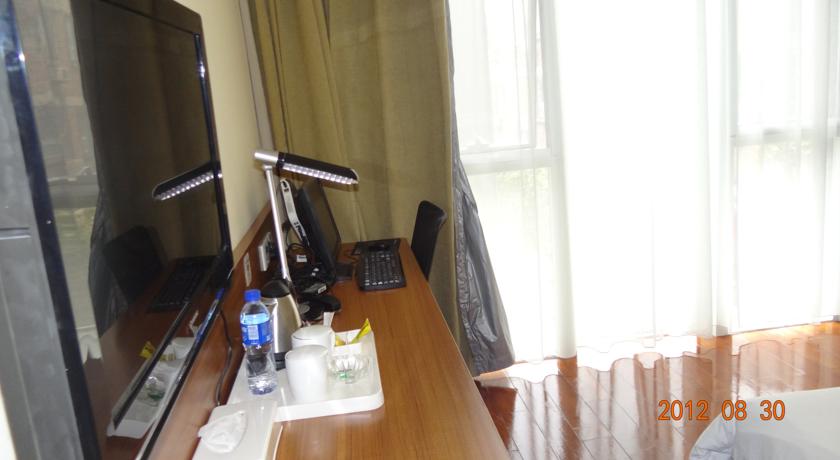 Фото 
Howard Johnson Plaza Shanghai
