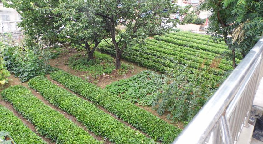 Фото 
The East Hotel Hangzhou
