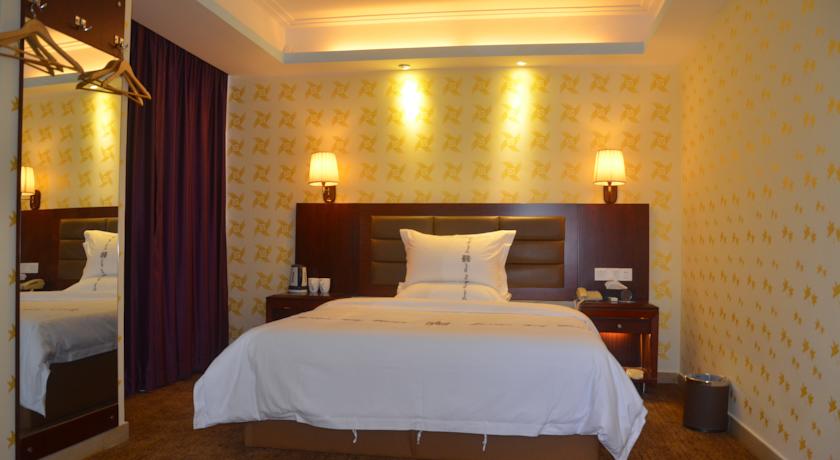 Фото 
Xiamen Fengshui Sailing Club & Resort
