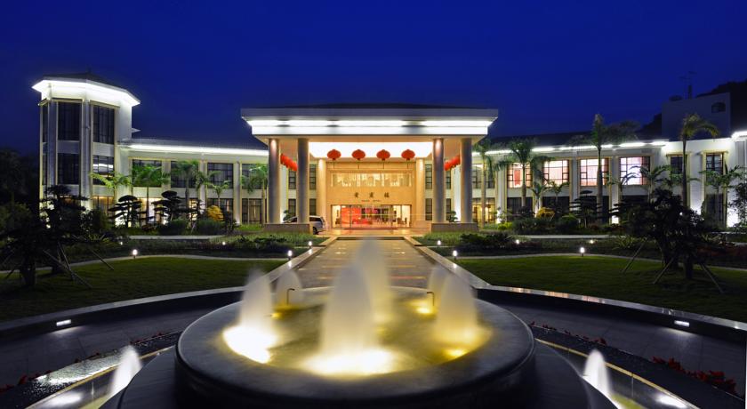 Фото 
Xiamen Qin Bin Hostel
