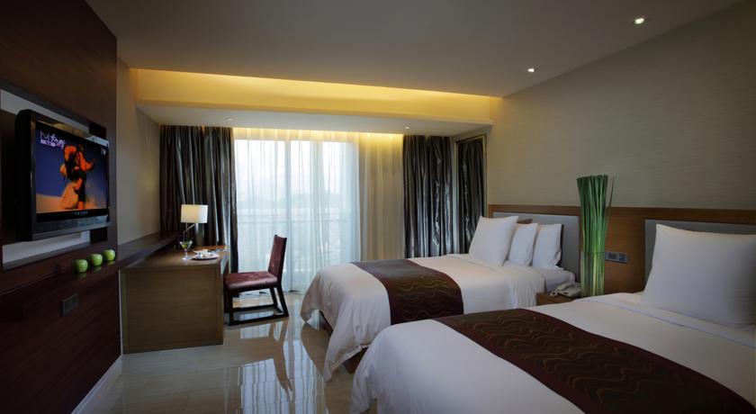
Renaissance Tianjin Lakeview Hotel
