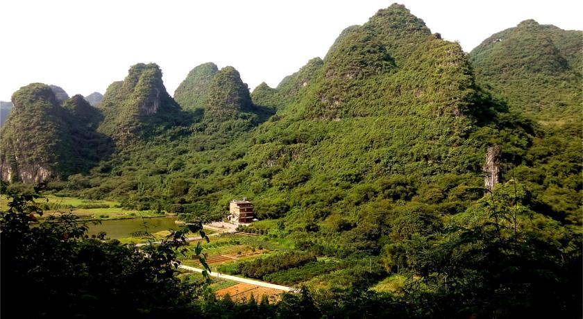 Фото 
New Gloria Plaza Garden Hotel
